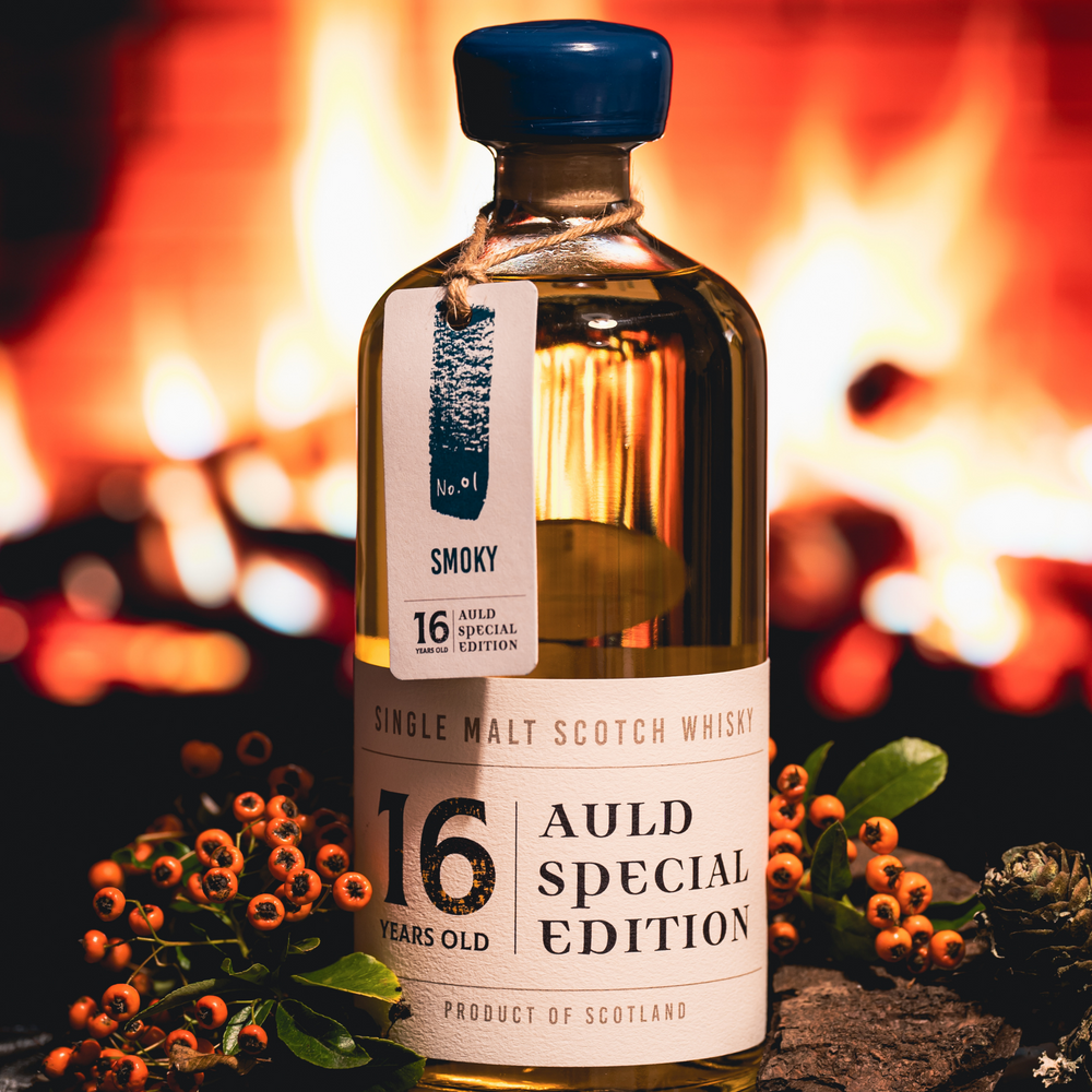 
                  
                    Load image into Gallery viewer, Auld Special Edition 16 Year Old Highland Single Malt Scotch Whisky
                  
                